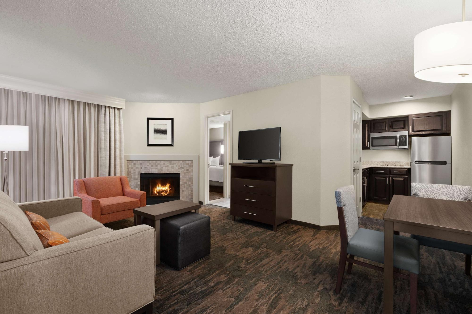 Addison Suites Buitenkant foto